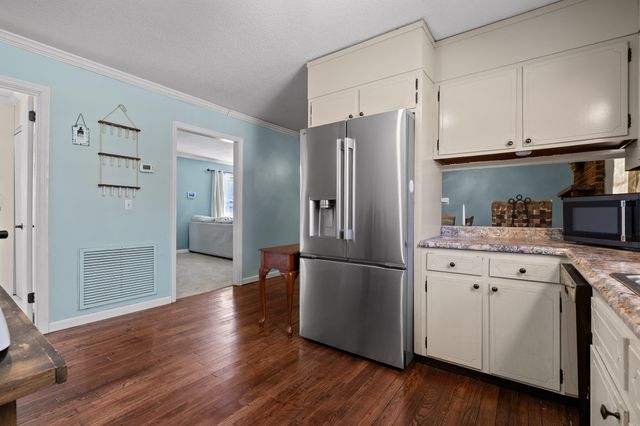 5917 Hillcrest Drive, Harrison, TN 37341