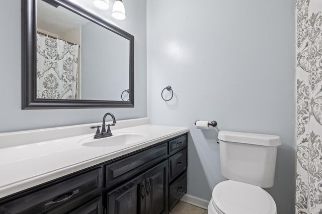 5917 Hillcrest Drive, Harrison, TN 37341