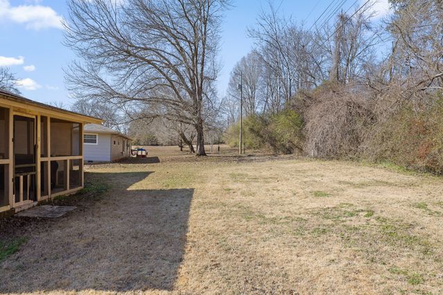 5917 Hillcrest Drive, Harrison, TN 37341