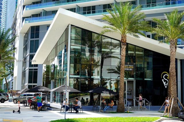 45 SW 9th St 2001, Miami, FL 33130