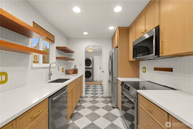 1259 N 173rd Street, Shoreline, WA 98133