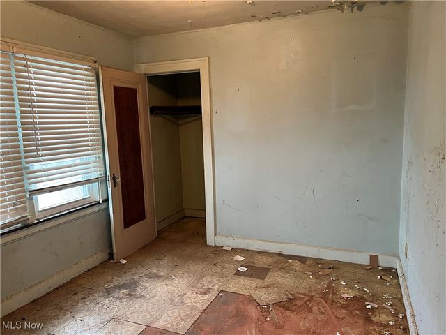 880 Jason Avenue, Akron, OH 44314