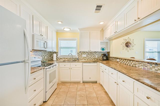 4222 Spanish Main, Jamaica Beach, TX 77554