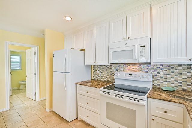 4222 Spanish Main, Jamaica Beach, TX 77554