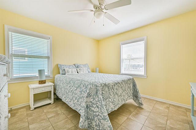 4222 Spanish Main, Jamaica Beach, TX 77554
