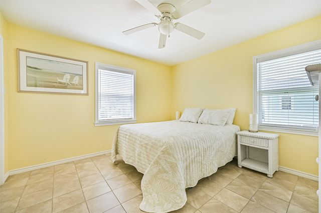 4222 Spanish Main, Jamaica Beach, TX 77554