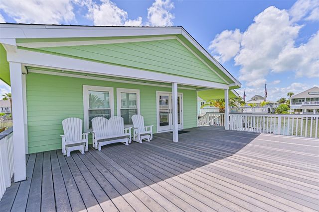 4222 Spanish Main, Jamaica Beach, TX 77554