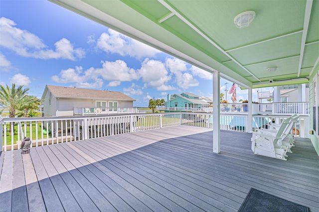 4222 Spanish Main, Jamaica Beach, TX 77554