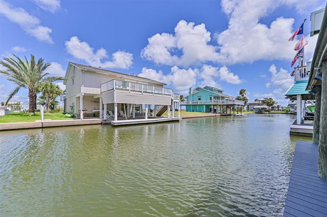 4222 Spanish Main, Jamaica Beach, TX 77554
