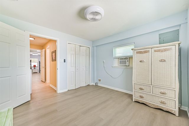 4222 Spanish Main, Jamaica Beach, TX 77554