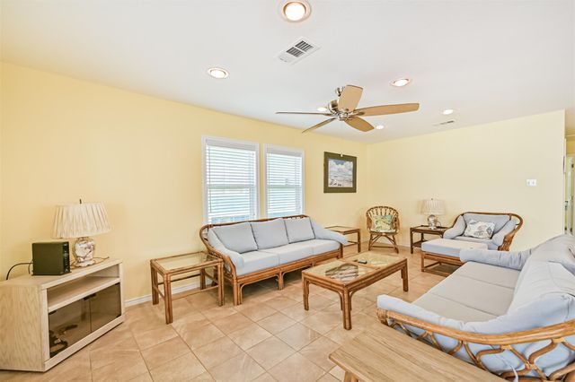 4222 Spanish Main, Jamaica Beach, TX 77554