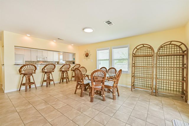 4222 Spanish Main, Jamaica Beach, TX 77554