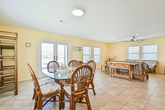 4222 Spanish Main, Jamaica Beach, TX 77554
