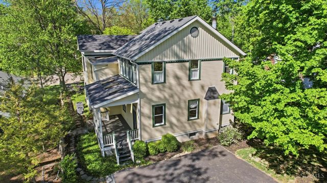 55 Mt Pleasant Avenue, Wyoming, OH 45215