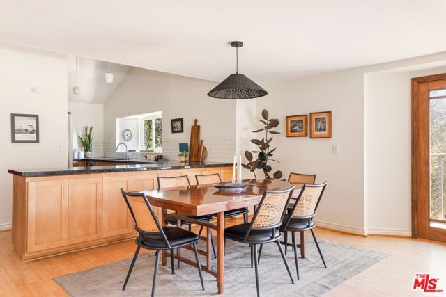 1310 N Topanga Canyon Boulevard, Topanga (los Angeles), CA 90290