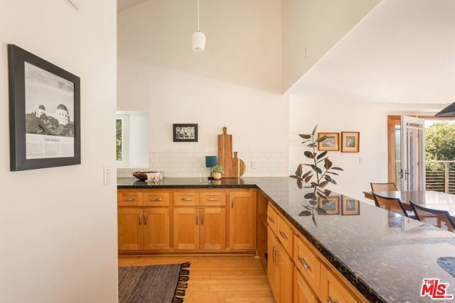 1310 N Topanga Canyon Boulevard, Topanga (los Angeles), CA 90290