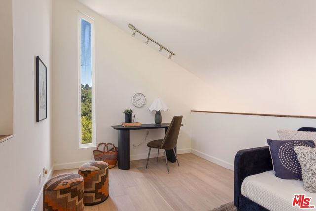 1310 N Topanga Canyon Boulevard, Topanga (los Angeles), CA 90290