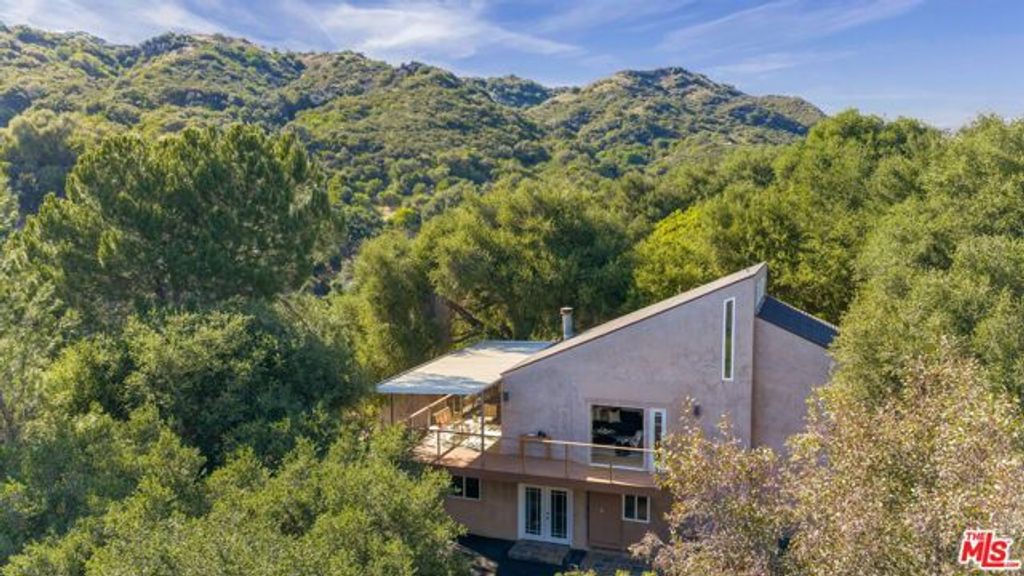 1310 N Topanga Canyon Boulevard, Topanga (los Angeles), CA 90290