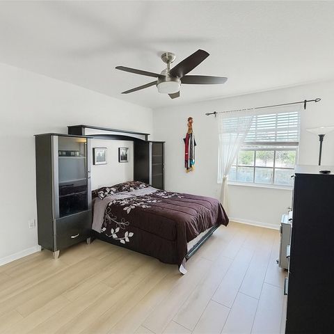 1581 NW 159th Ave, Pembroke Pines, FL 33028