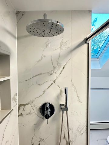 11 Walnut Street, Keene, NH 03431