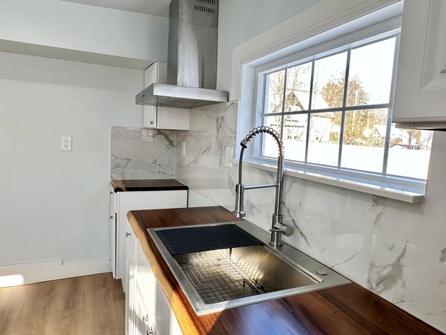 11 Walnut Street, Keene, NH 03431