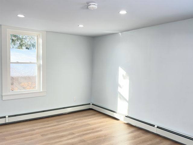 11 Walnut Street, Keene, NH 03431