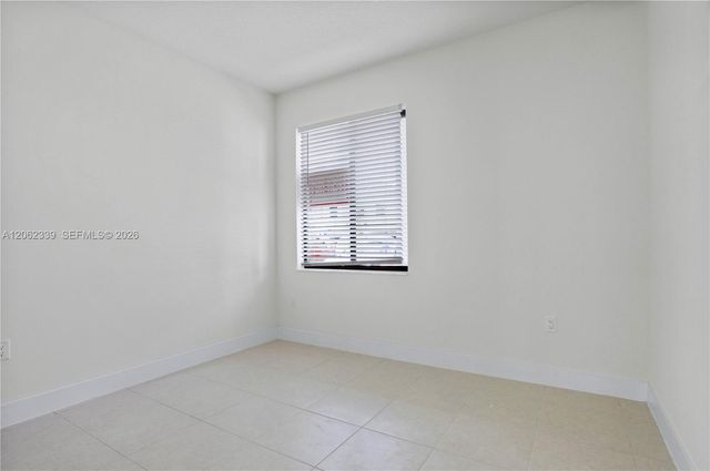 8001 NW 41st Street F-106, Doral, FL 33166