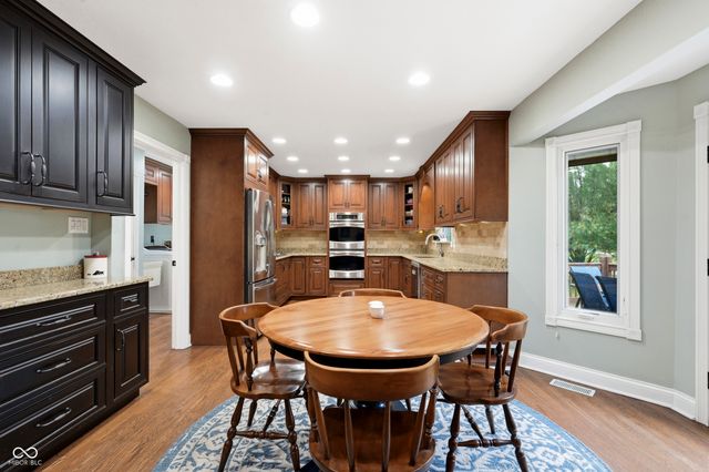 8749 N Port Circle, Indianapolis, IN 46236