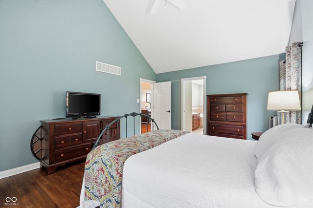 8749 N Port Circle, Indianapolis, IN 46236