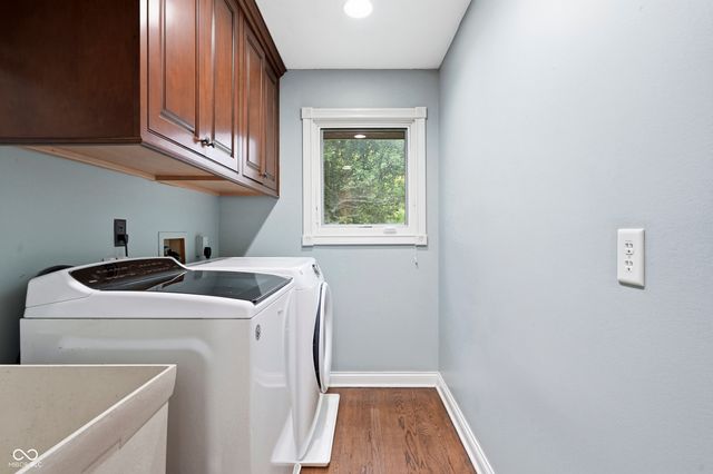 8749 N Port Circle, Indianapolis, IN 46236