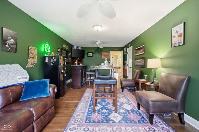8749 N Port Circle, Indianapolis, IN 46236