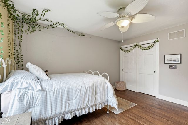 8749 N Port Circle, Indianapolis, IN 46236