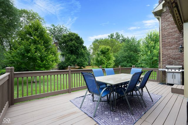 8749 N Port Circle, Indianapolis, IN 46236