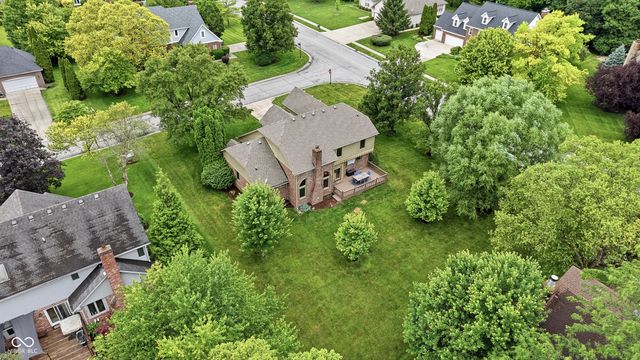 8749 N Port Circle, Indianapolis, IN 46236