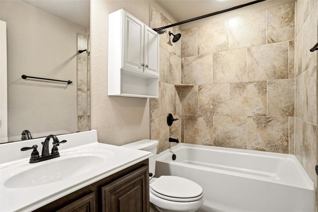 1021 Rustic Oak Way, Burleson, TX 76028