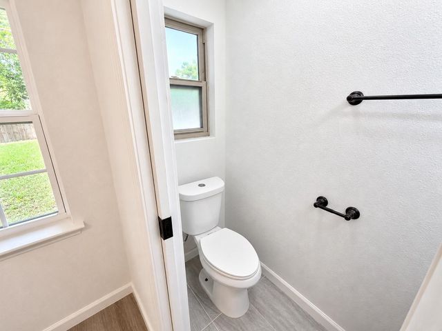 11306 Sandhurst Drive, Houston, TX 77048