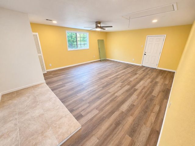 11306 Sandhurst Drive, Houston, TX 77048