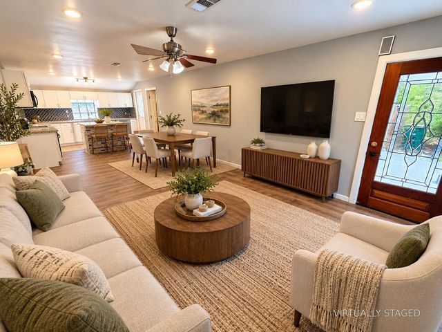11306 Sandhurst Drive, Houston, TX 77048