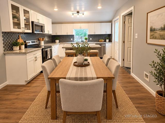 11306 Sandhurst Drive, Houston, TX 77048