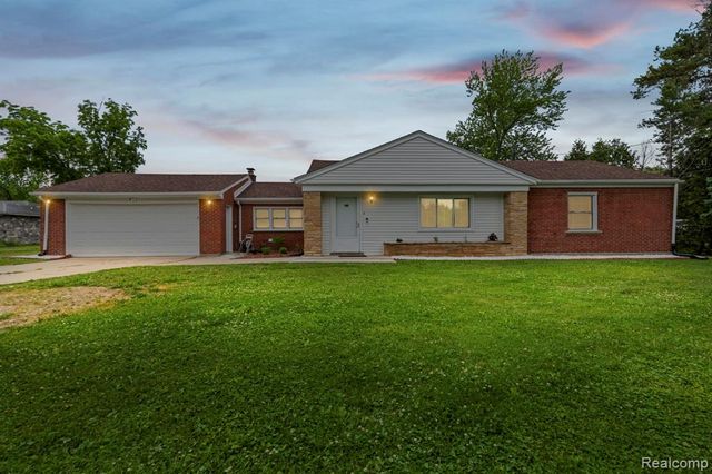 4165 Crooks Road, Troy, MI 48098