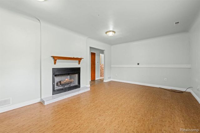 4165 Crooks Road, Troy, MI 48098