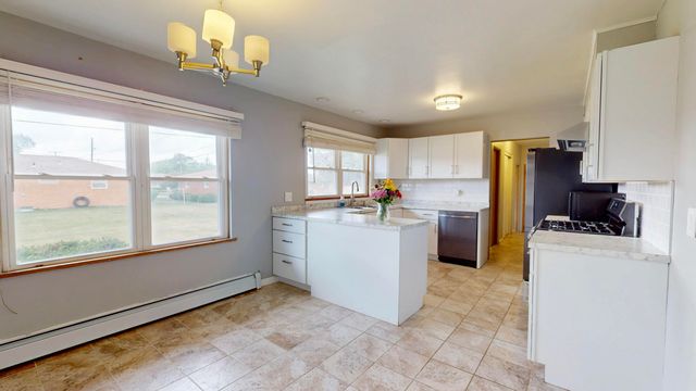 5554 Jackson Street, Merrillville, IN 46410