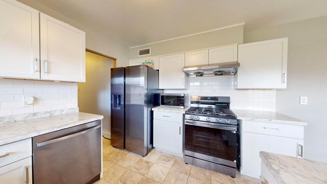 5554 Jackson Street, Merrillville, IN 46410