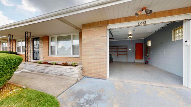 5554 Jackson Street, Merrillville, IN 46410