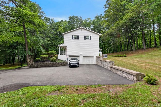 45 Goldin Boulevard, Walden, NY 12586