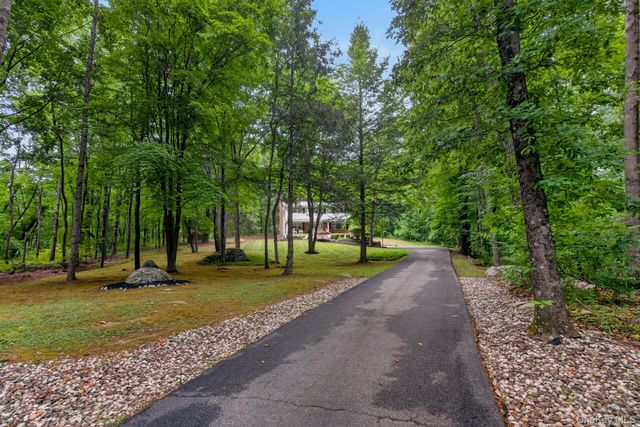 45 Goldin Boulevard, Walden, NY 12586