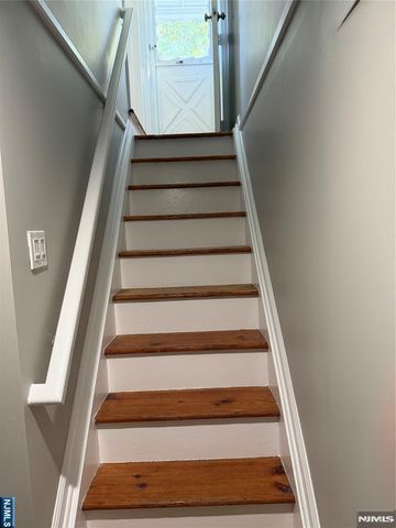 67 Rowland Avenue, Hackensack, NJ 07601