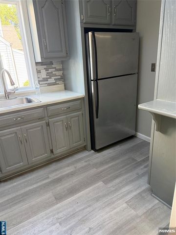 67 Rowland Avenue, Hackensack, NJ 07601