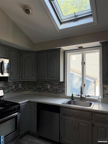 67 Rowland Avenue, Hackensack, NJ 07601