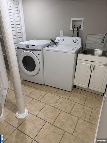67 Rowland Avenue, Hackensack, NJ 07601